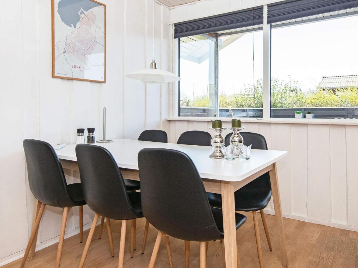 4 Person Holiday Home In Hemmet Kültér fotó