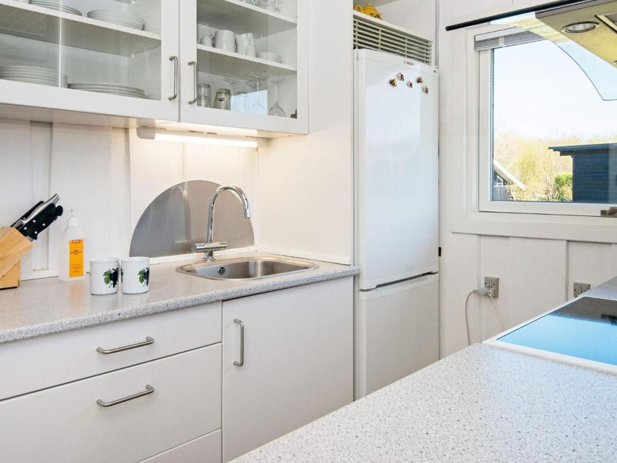 4 Person Holiday Home In Hemmet Kültér fotó