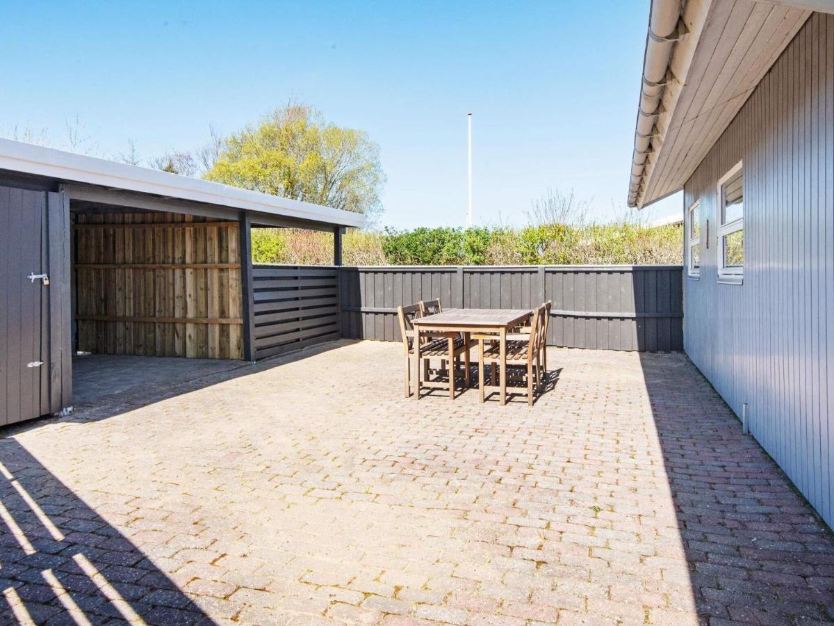 4 Person Holiday Home In Hemmet Kültér fotó
