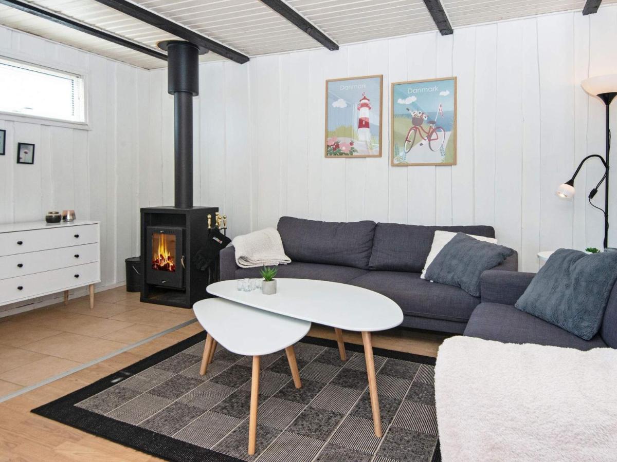4 Person Holiday Home In Hemmet Kültér fotó