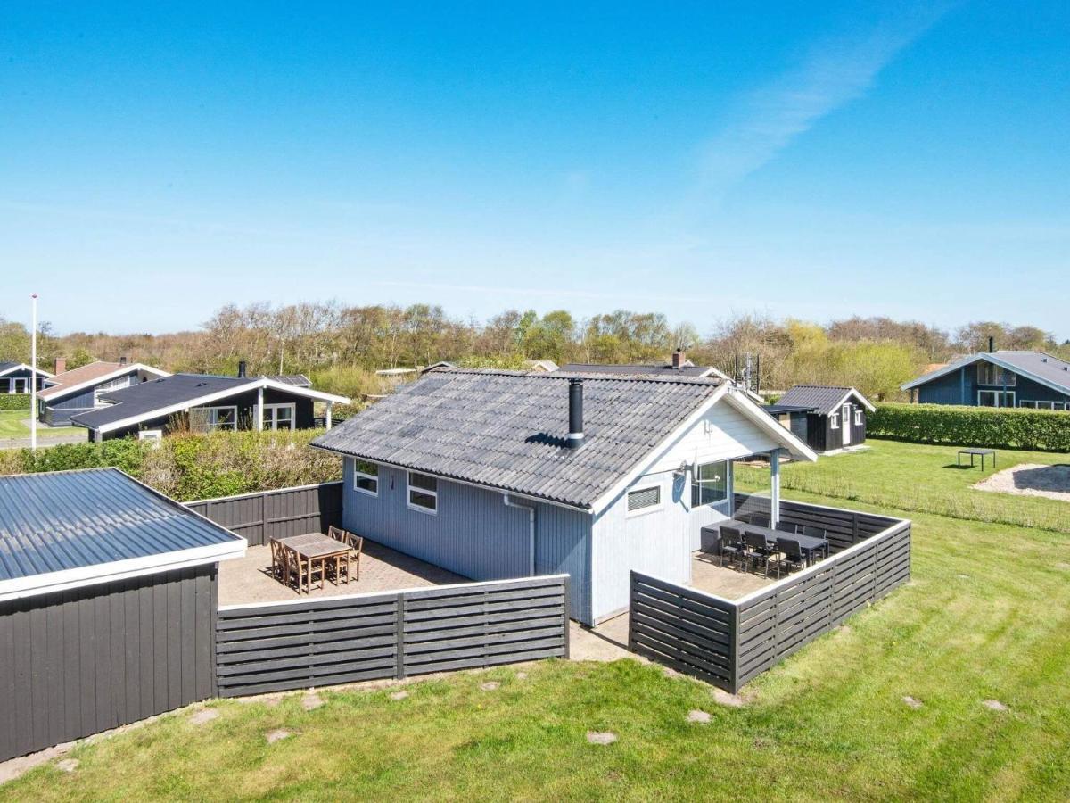 4 Person Holiday Home In Hemmet Kültér fotó